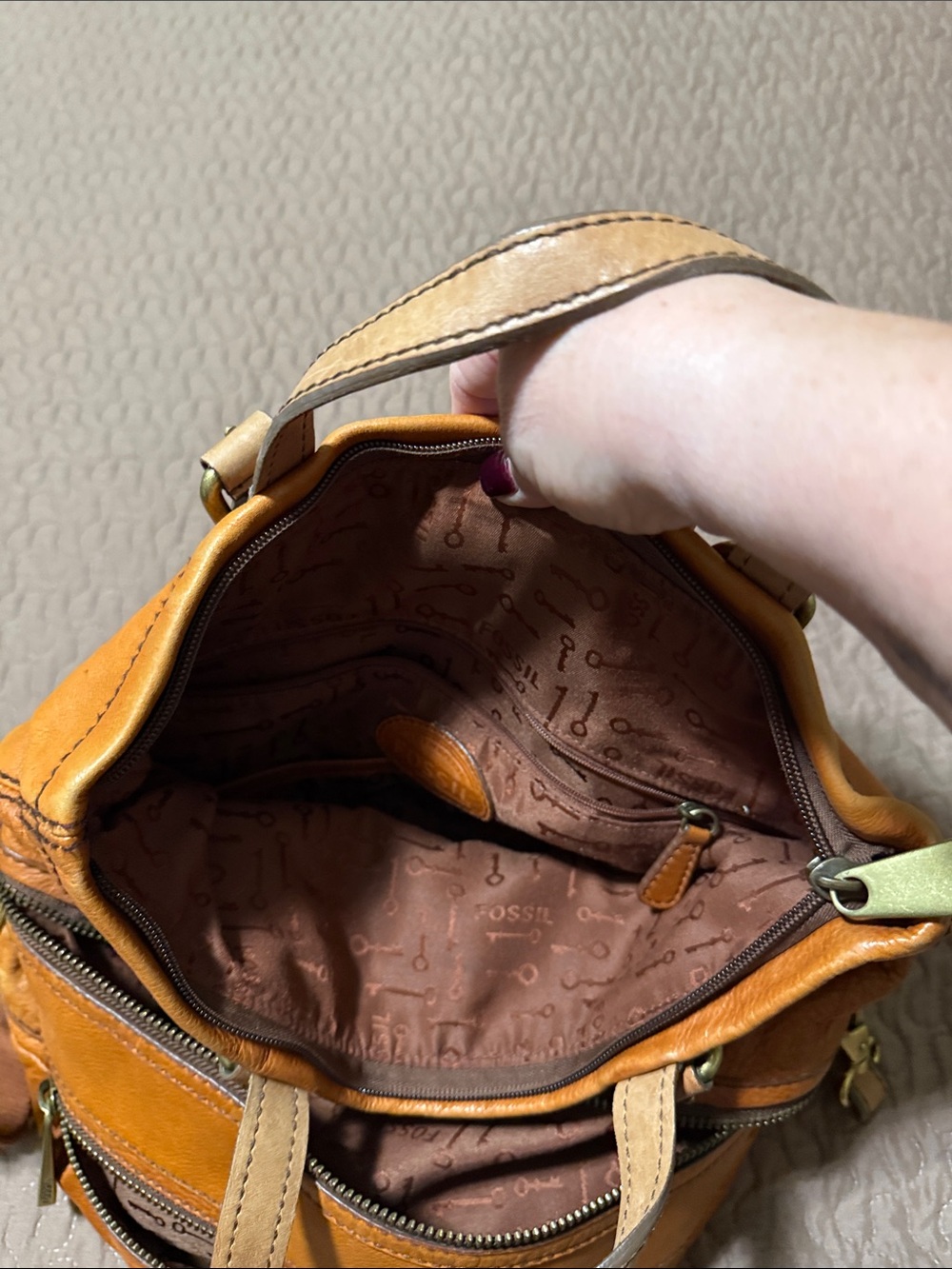 Fossil Cognac Leather Shoulder Tote with Adjustable Strap - Picture 5 of 6